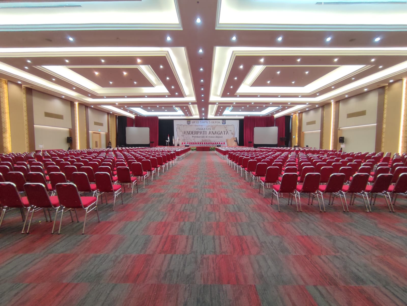 ROOM ONLY MEETING / WISUDA 2026